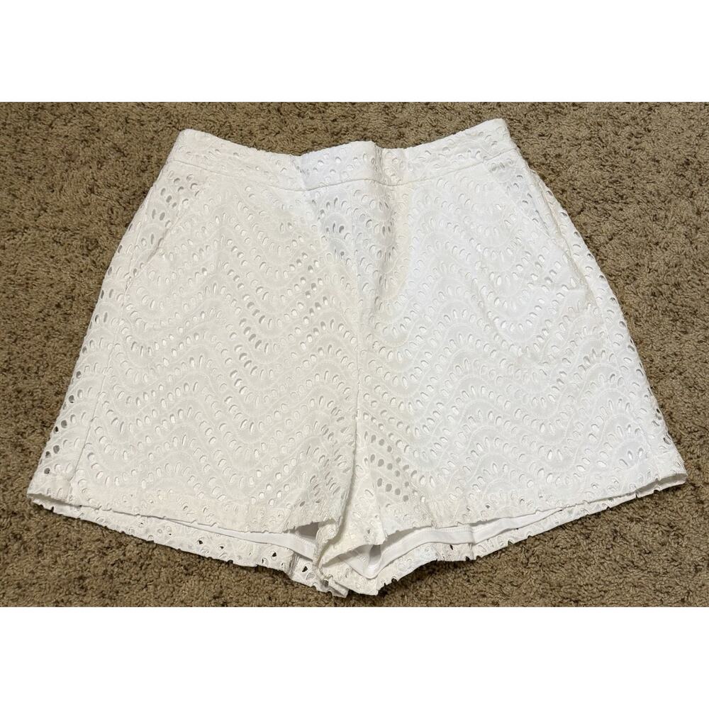 Simply Vera Vera Wang Women’s Eyelet Shorts Color: White Size: Large